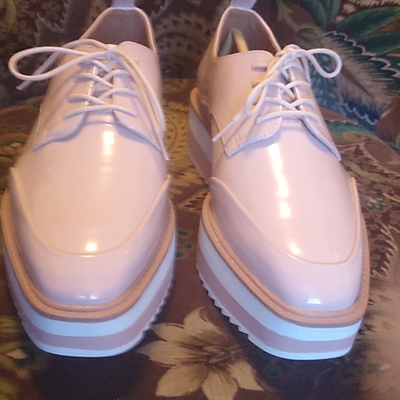 Beautiful light pink platform patent leather Zara size 7 and 1/2 or 38